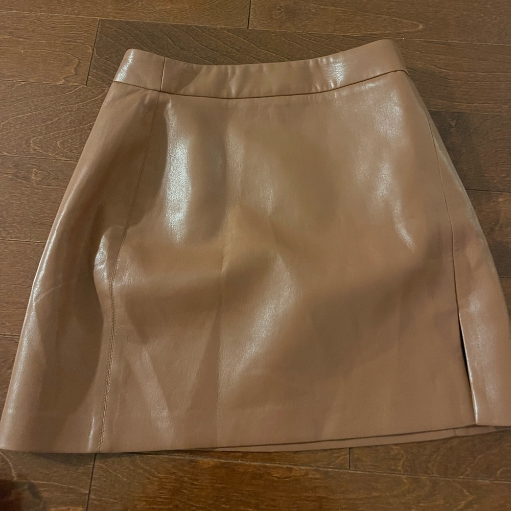 Aritzia patio skirt